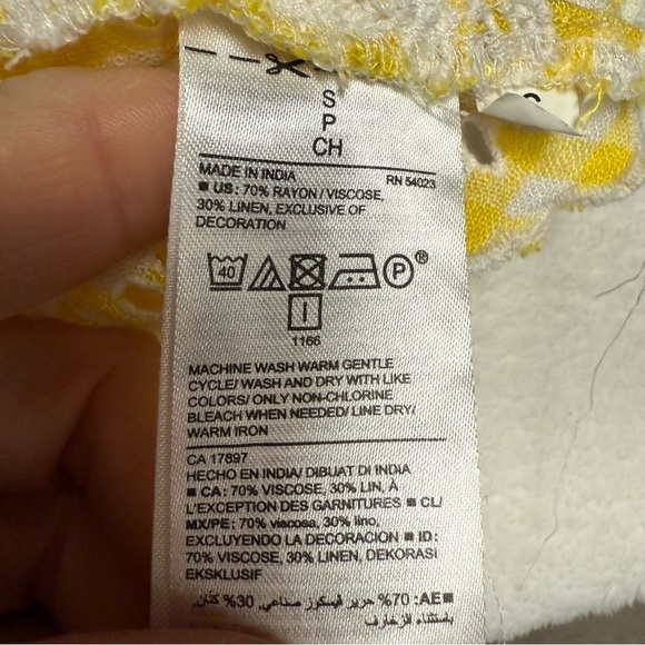 Old Navy Yellow/white gingham On/Off-Shoulder sundress size small - Picture 7 of 7